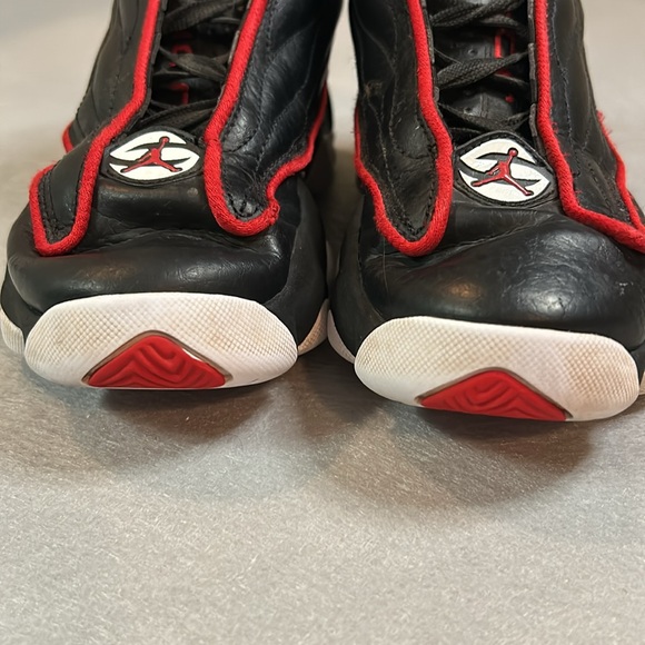 Nike Air Jordan Pro Strong Bred Black University Red DC7911-061 Kids Size 4Y - Picture 5 of 13